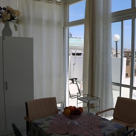Apartamento Beutifull View Of Batyam Bat Yam Exterior foto
