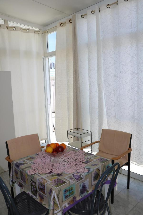 Apartamento Beutifull View Of Batyam Bat Yam Exterior foto