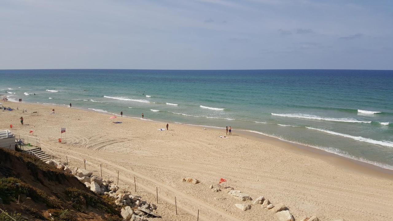 Apartamento Beutifull View Of Batyam Bat Yam Exterior foto